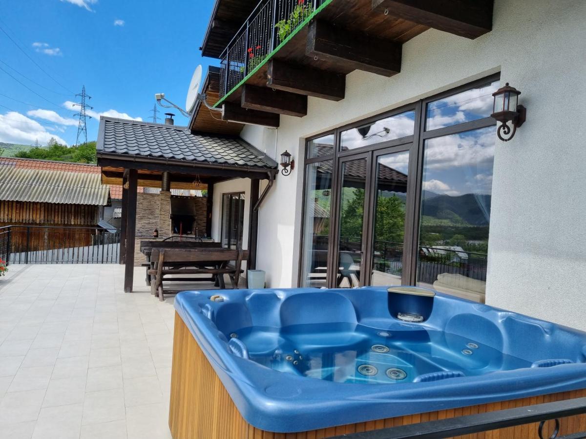 Villa Casa Yla Piatra Neamţ Exterior foto