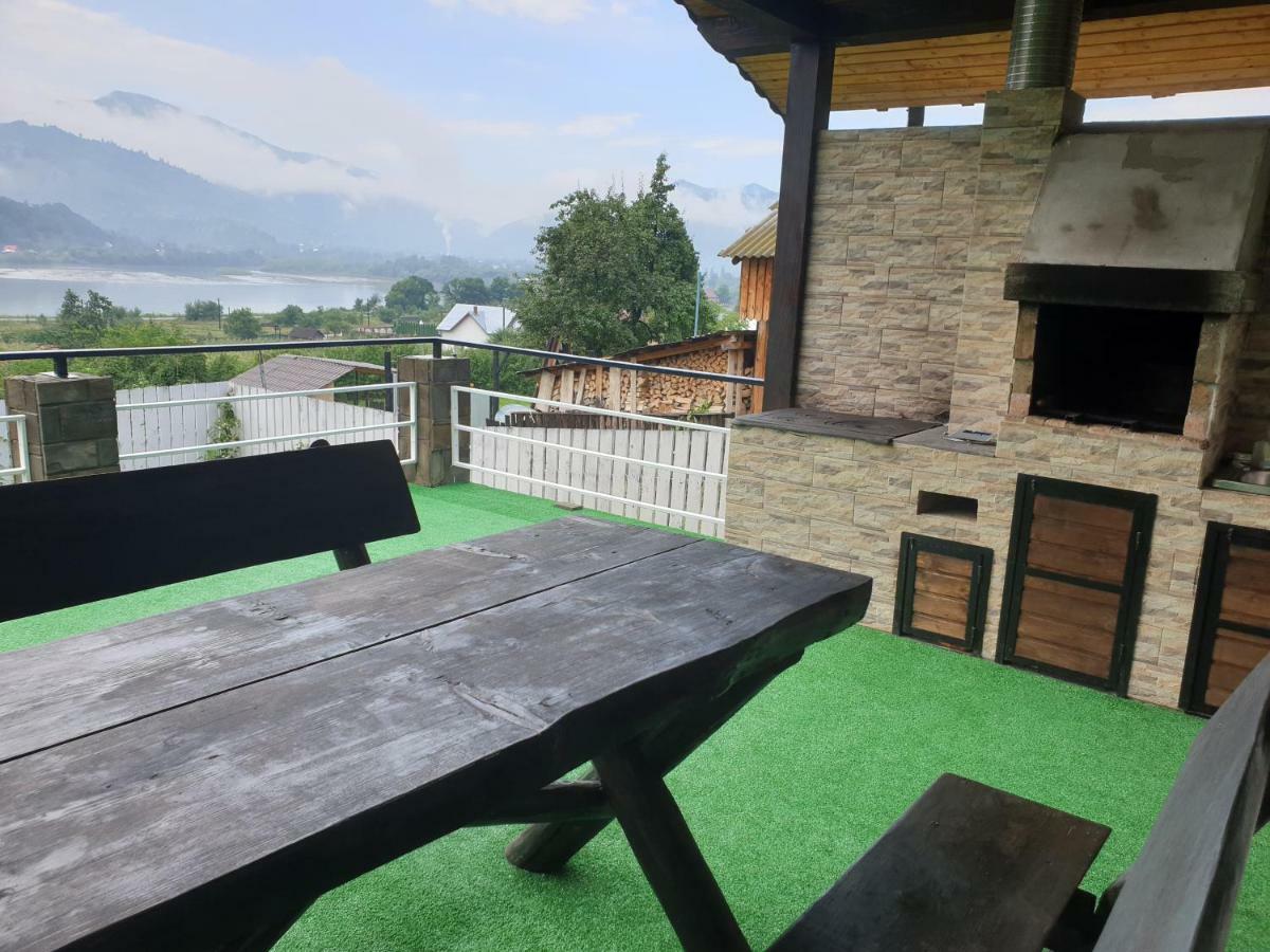 Villa Casa Yla Piatra Neamţ Exterior foto